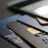 Juros do cartão de crédito sobem e atingem 429,5% ao ano