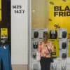 Consumidores esperam um desconto de, pelo menos, 30% na Black Friday