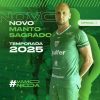 E. C. Avenida apresenta novo uniforme