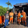 Ação beneficente presenteia garis e motorista no Bairro Bom Jesus